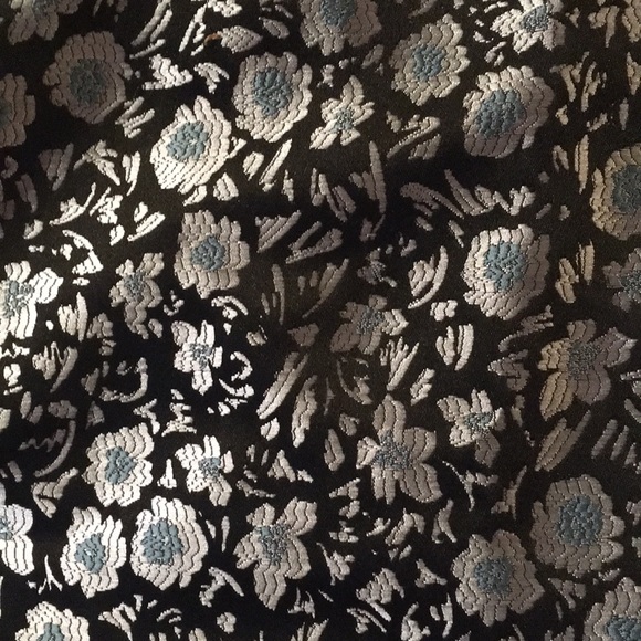 LOFT petite skirt - Picture 5 of 9